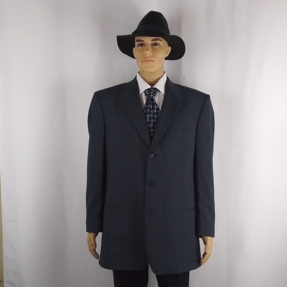 Liz Claiborne Other - Liz Claiborne pinstripe sports coat men's size L (41R)